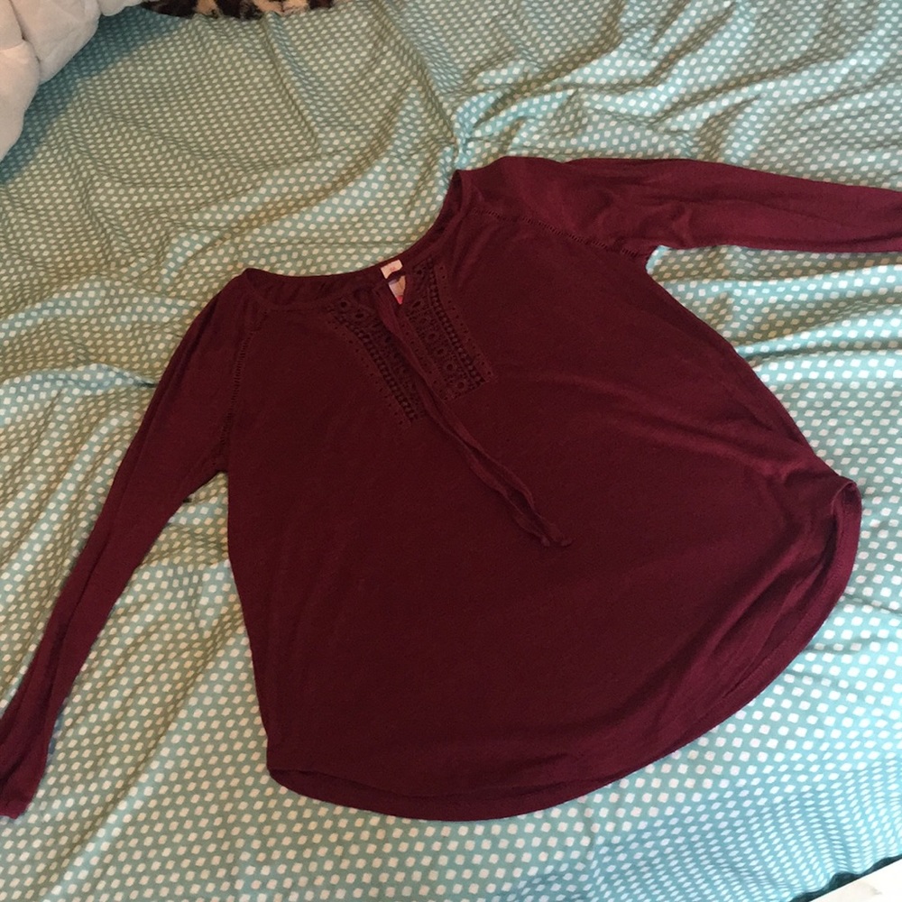 No boundaries long sleeve shirt